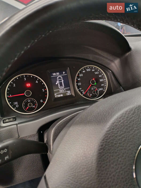 Внедорожник / Кроссовер Volkswagen Tiguan 2014 в Тернополе