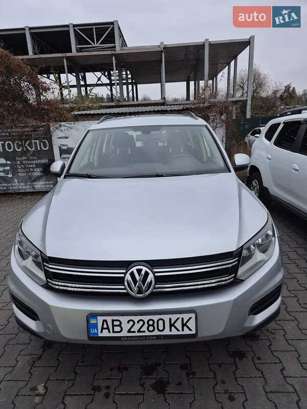 Внедорожник / Кроссовер Volkswagen Tiguan 2016 в Виннице