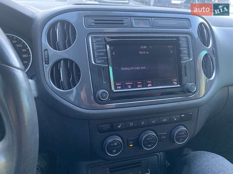 Позашляховик / Кросовер Volkswagen Tiguan 2016 в Івано-Франківську фото 18 Позашляховик / Кросовер Volkswagen Tiguan 2016 в Івано-Франківську