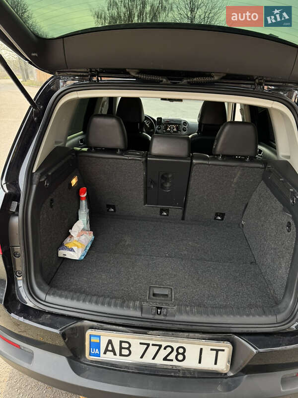 Внедорожник / Кроссовер Volkswagen Tiguan 2013 в Хмельнике