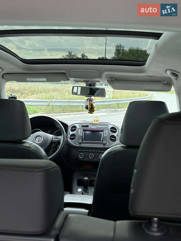 Внедорожник / Кроссовер Volkswagen Tiguan 2016 в Киеве