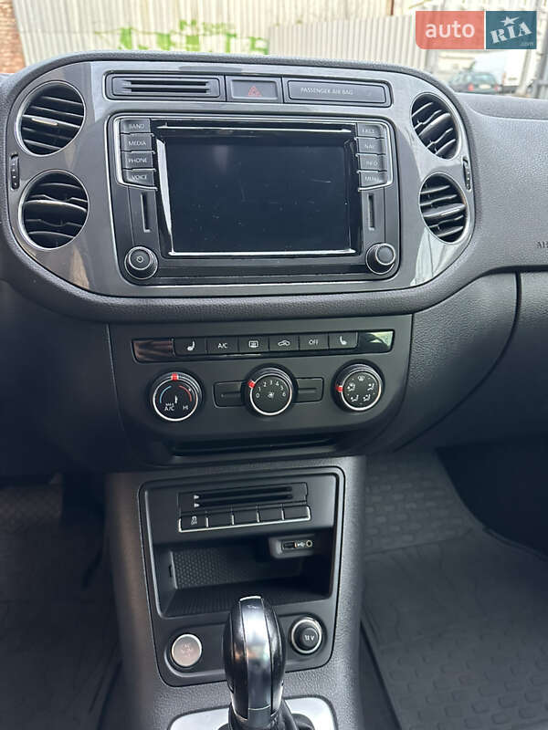 Позашляховик / Кросовер Volkswagen Tiguan 2016 в Києві фото 23 Позашляховик / Кросовер Volkswagen Tiguan 2016 в Києві