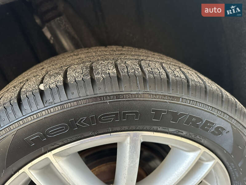 Позашляховик / Кросовер Volkswagen Tiguan 2016 в Києві фото 32 Позашляховик / Кросовер Volkswagen Tiguan 2016 в Києві