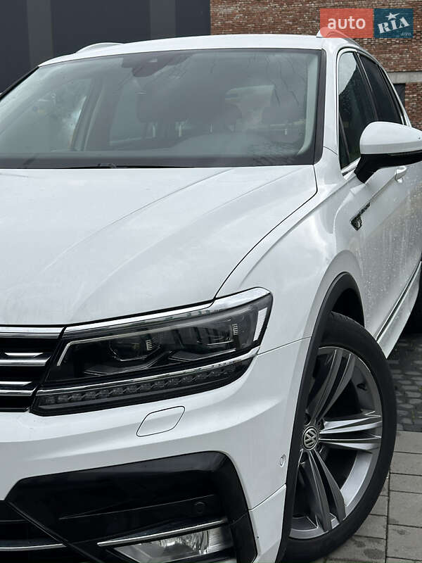 Внедорожник / Кроссовер Volkswagen Tiguan 2017 в Хмельницком фото 2 Внедорожник / Кроссовер Volkswagen Tiguan 2017 в Хмельницком