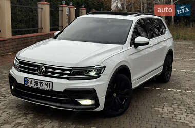 Внедорожник / Кроссовер Volkswagen Tiguan 2017 в Василькове