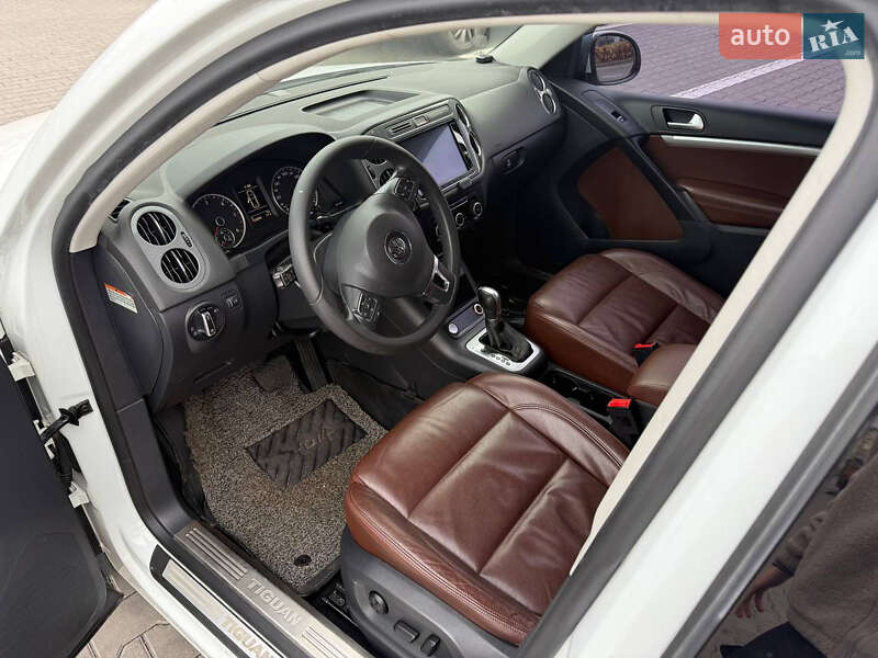 Позашляховик / Кросовер Volkswagen Tiguan 2015 в Одесі фото 22 Позашляховик / Кросовер Volkswagen Tiguan 2015 в Одесі
