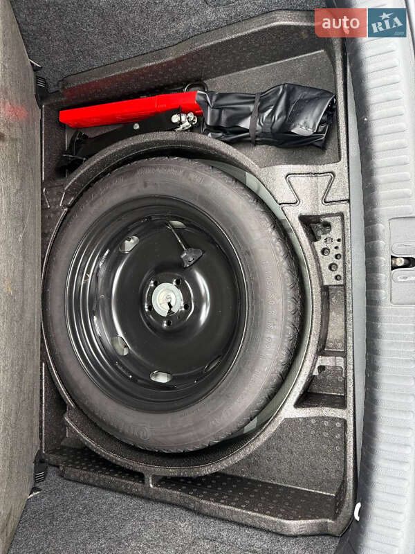 Позашляховик / Кросовер Volkswagen Tiguan 2015 в Одесі фото 38 Позашляховик / Кросовер Volkswagen Tiguan 2015 в Одесі