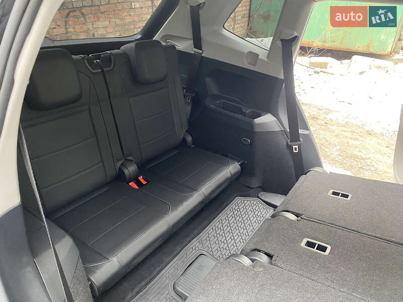 Позашляховик / Кросовер Volkswagen Tiguan 2018 в Хмельницькому фото 19 Позашляховик / Кросовер Volkswagen Tiguan 2018 в Хмельницькому