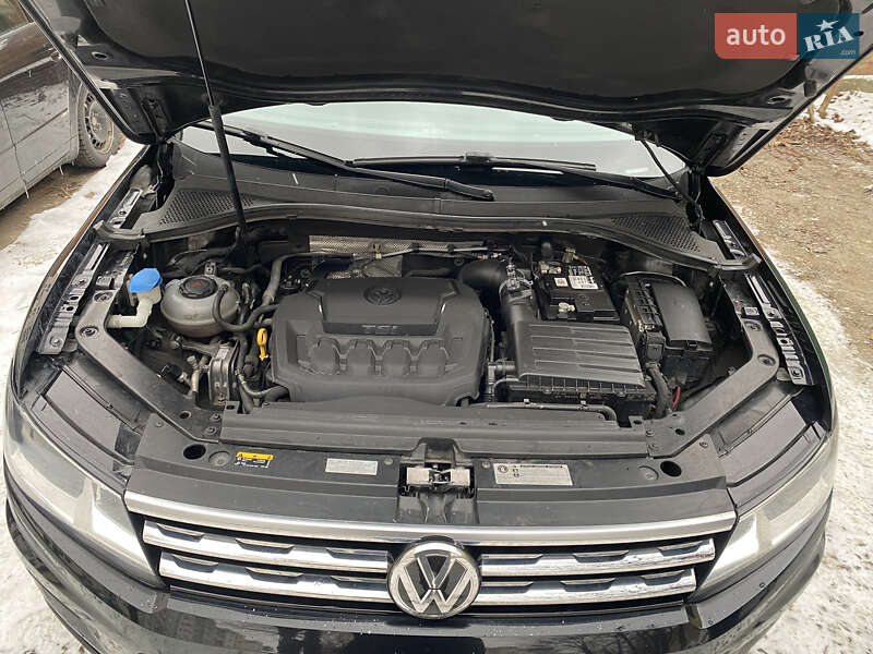 Позашляховик / Кросовер Volkswagen Tiguan 2018 в Хмельницькому фото 20 Позашляховик / Кросовер Volkswagen Tiguan 2018 в Хмельницькому