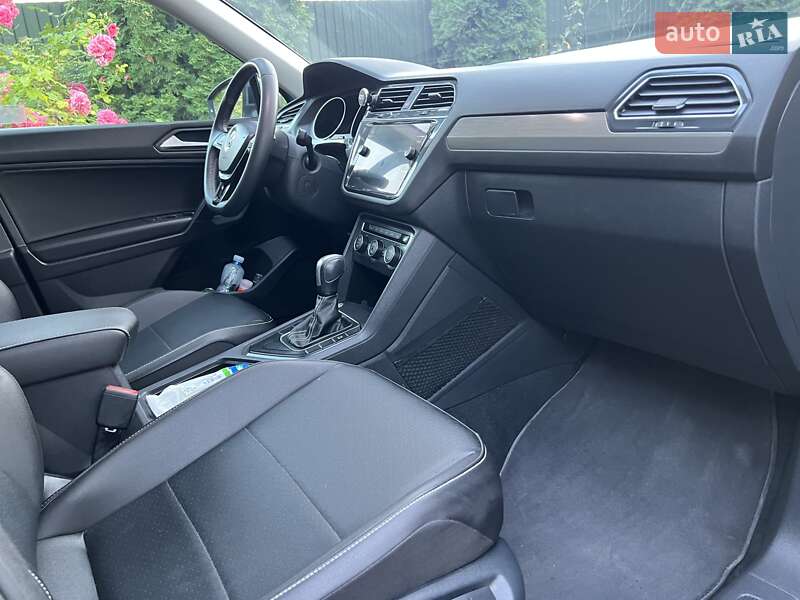 Внедорожник / Кроссовер Volkswagen Tiguan 2020 в Киеве фото 55 Внедорожник / Кроссовер Volkswagen Tiguan 2020 в Киеве