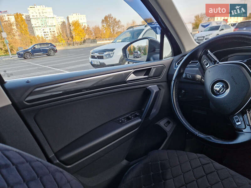 Внедорожник / Кроссовер Volkswagen Tiguan 2020 в Одессе