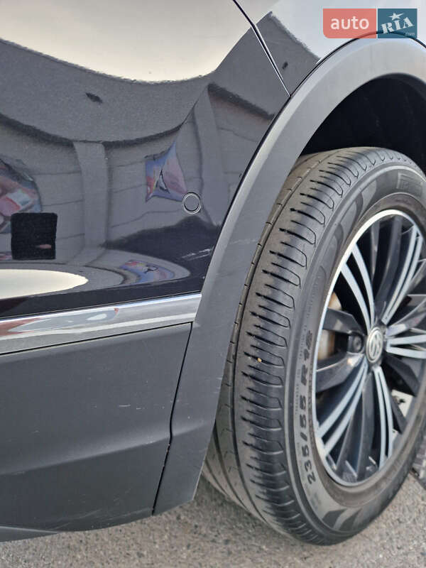 Внедорожник / Кроссовер Volkswagen Tiguan 2020 в Одессе