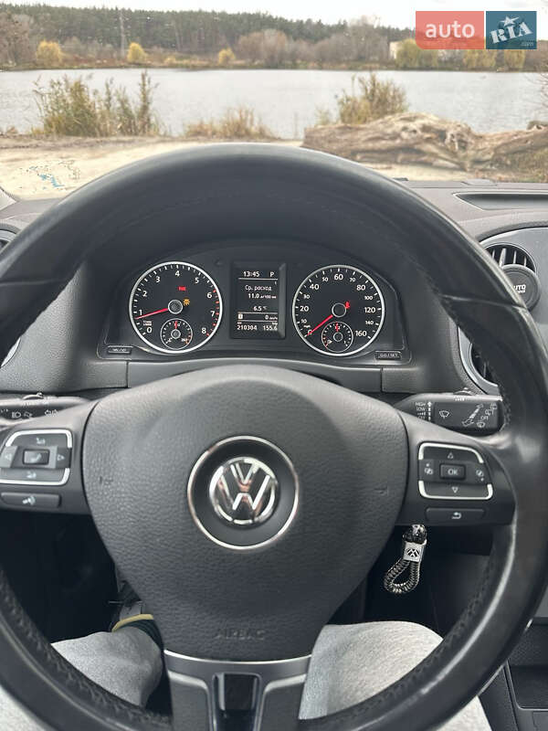 Внедорожник / Кроссовер Volkswagen Tiguan 2012 в Киеве