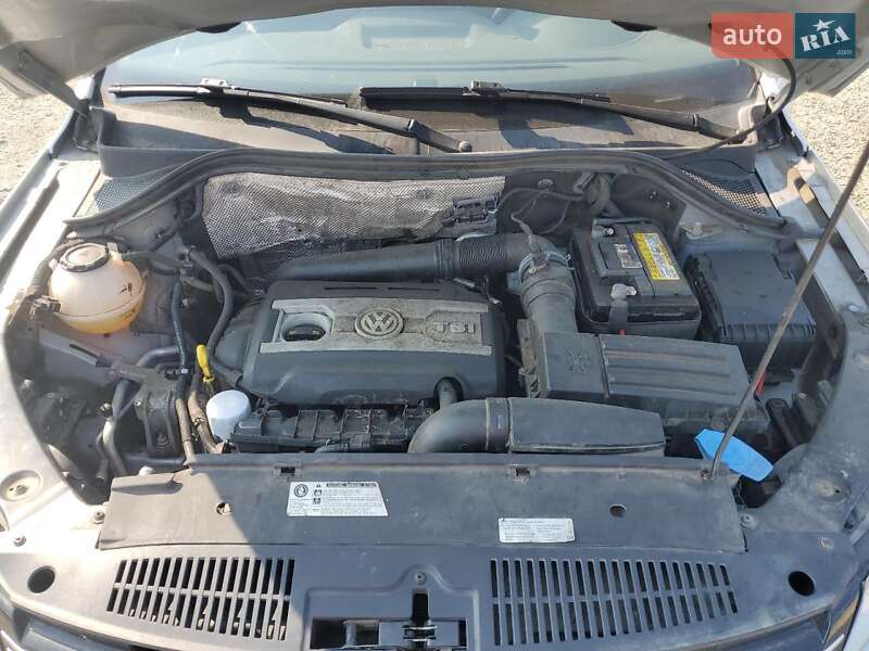 Позашляховик / Кросовер Volkswagen Tiguan 2017 в Івано-Франківську