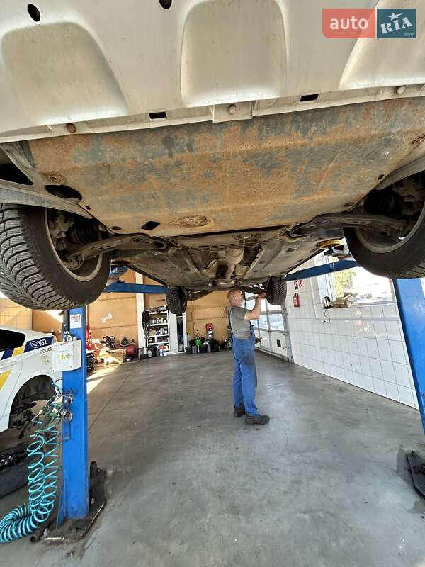 Внедорожник / Кроссовер Volkswagen Tiguan 2015 в Харькове