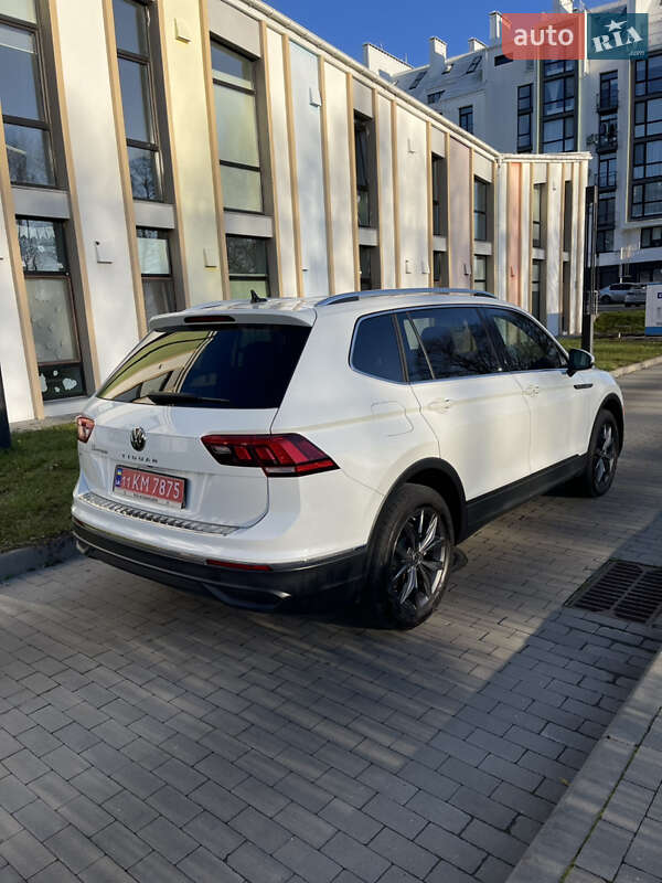 Внедорожник / Кроссовер Volkswagen Tiguan 2023 в Киеве