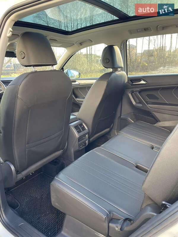 Внедорожник / Кроссовер Volkswagen Tiguan 2023 в Киеве