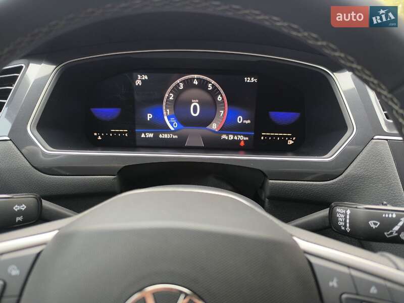 Внедорожник / Кроссовер Volkswagen Tiguan 2021 в Киеве