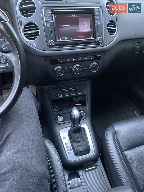 Внедорожник / Кроссовер Volkswagen Tiguan 2016 в Переяславе фото 13 Внедорожник / Кроссовер Volkswagen Tiguan 2016 в Переяславе