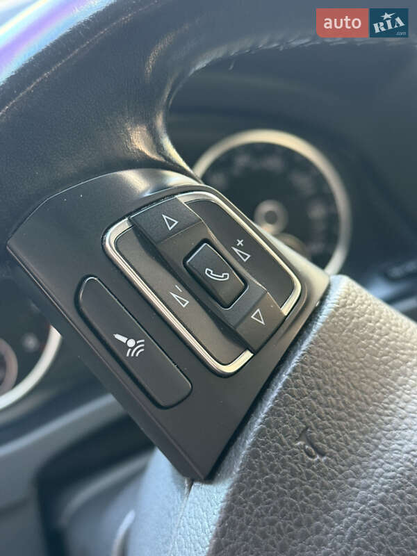 Внедорожник / Кроссовер Volkswagen Tiguan 2017 в Киеве фото 11 Внедорожник / Кроссовер Volkswagen Tiguan 2017 в Киеве