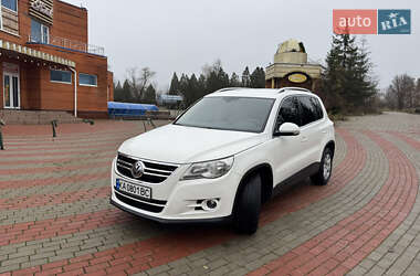 Внедорожник / Кроссовер Volkswagen Tiguan 2009 в Запорожье