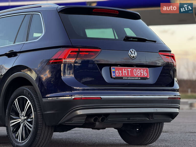 Внедорожник / Кроссовер Volkswagen Tiguan 2017 в Радивилове