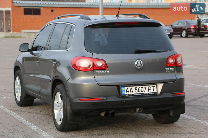 Внедорожник / Кроссовер Volkswagen Tiguan 2010 в Киеве
