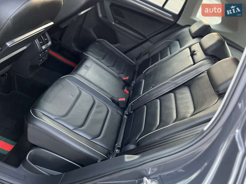 Внедорожник / Кроссовер Volkswagen Tiguan 2018 в Киеве фото 20 Внедорожник / Кроссовер Volkswagen Tiguan 2018 в Киеве