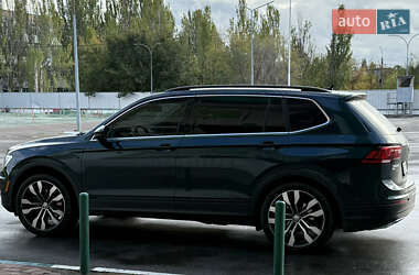Внедорожник / Кроссовер Volkswagen Tiguan 2019 в Николаеве