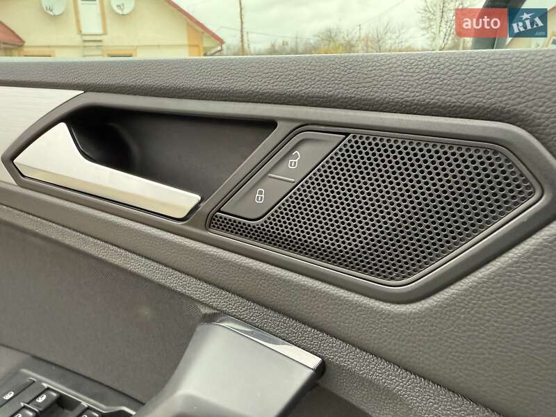 Внедорожник / Кроссовер Volkswagen Tiguan 2020 в Луцке