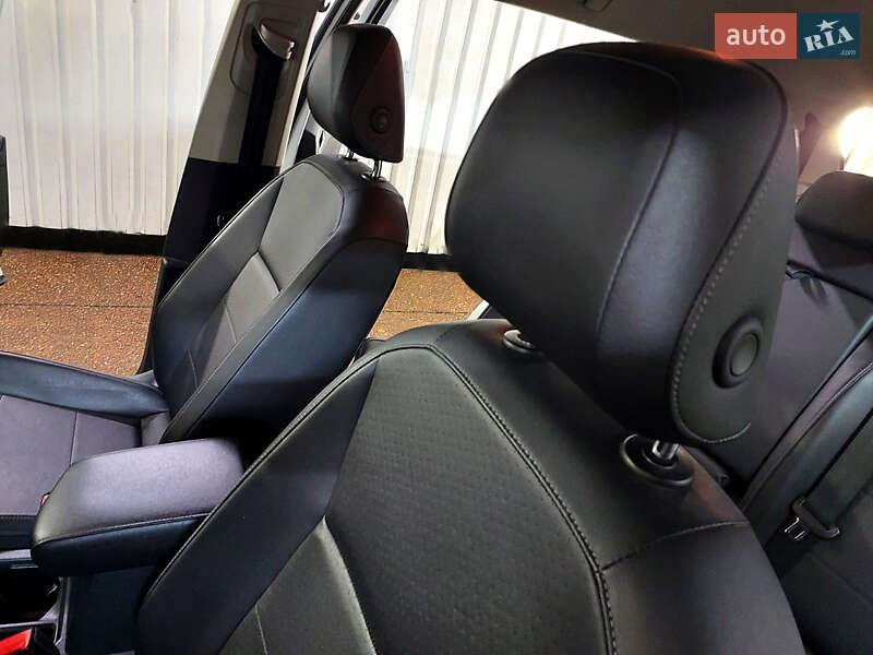 Внедорожник / Кроссовер Volkswagen Tiguan 2018 в Горишних Плавнях