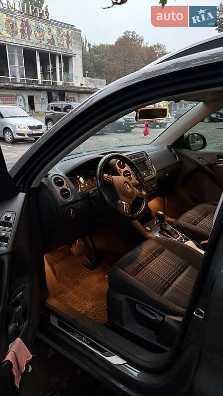 Внедорожник / Кроссовер Volkswagen Tiguan 2015 в Киеве