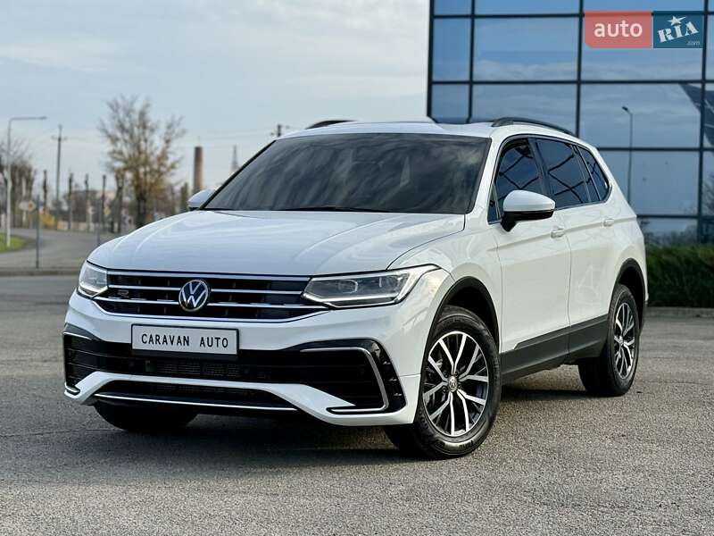 Внедорожник / Кроссовер Volkswagen Tiguan 2021 в Днепре
