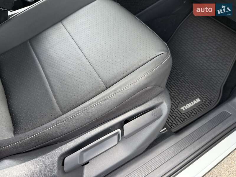Внедорожник / Кроссовер Volkswagen Tiguan 2021 в Днепре