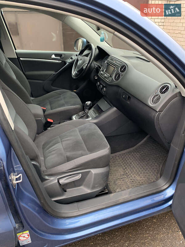 Внедорожник / Кроссовер Volkswagen Tiguan 2012 в Харькове фото 8 Внедорожник / Кроссовер Volkswagen Tiguan 2012 в Харькове