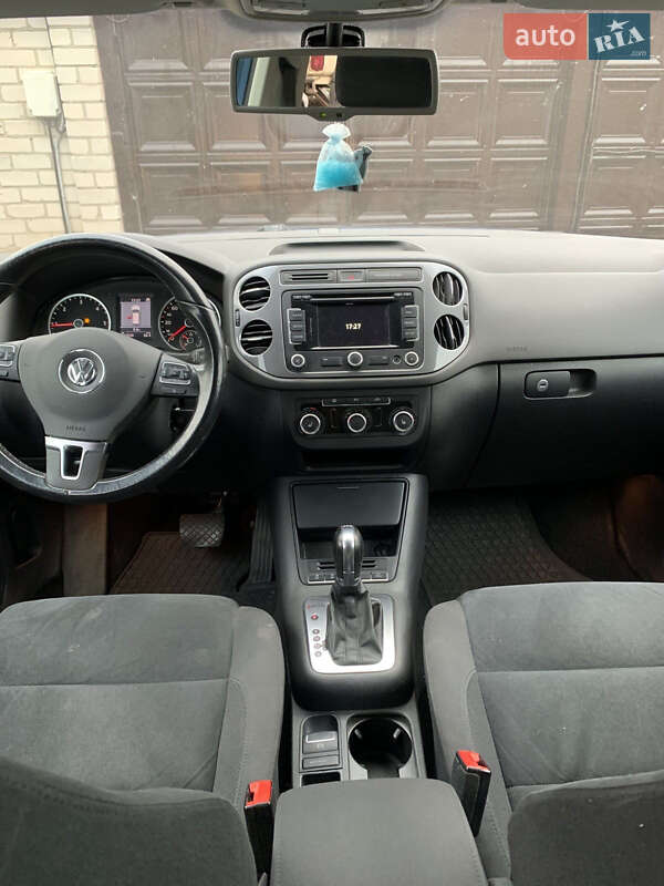 Внедорожник / Кроссовер Volkswagen Tiguan 2012 в Харькове фото 12 Внедорожник / Кроссовер Volkswagen Tiguan 2012 в Харькове