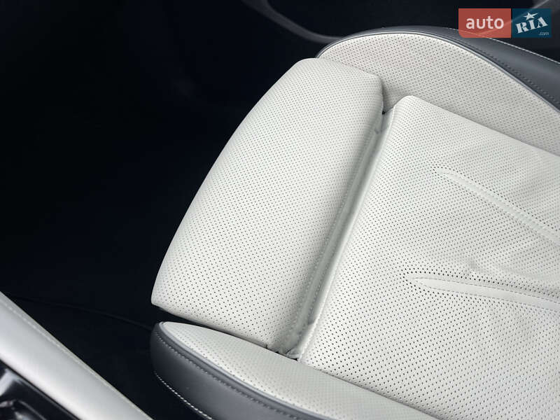 Внедорожник / Кроссовер Volkswagen Tiguan 2024 в Киеве