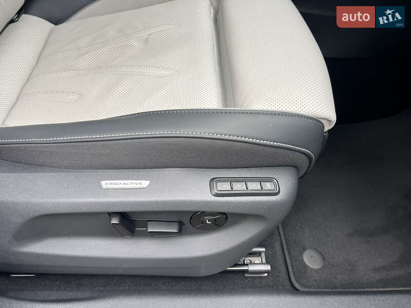 Внедорожник / Кроссовер Volkswagen Tiguan 2024 в Киеве