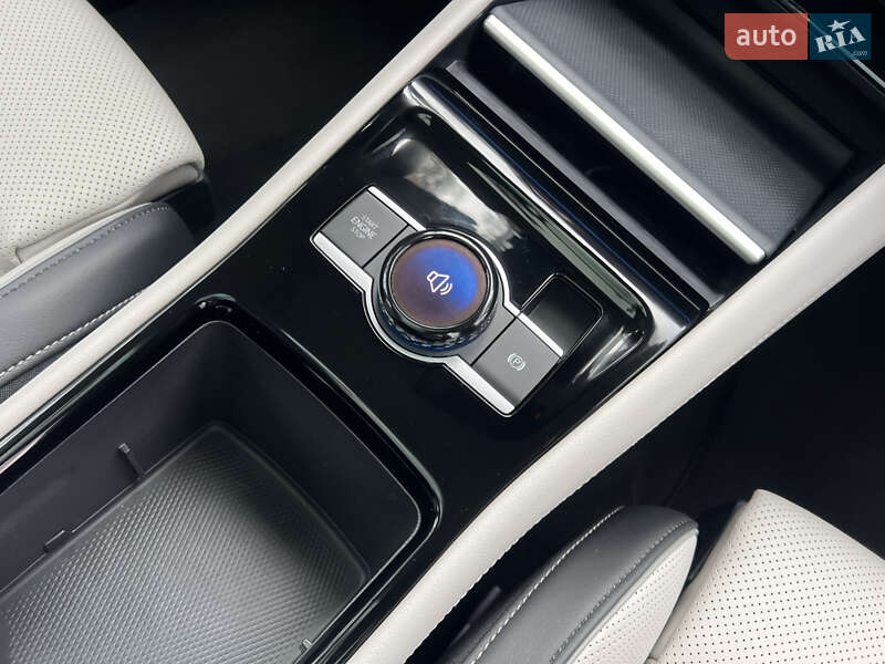 Внедорожник / Кроссовер Volkswagen Tiguan 2024 в Киеве