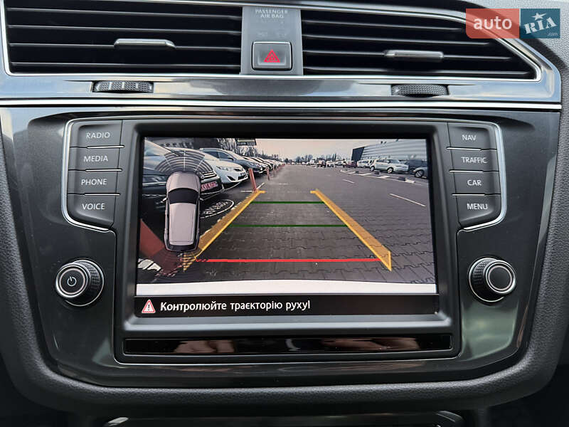 Внедорожник / Кроссовер Volkswagen Tiguan 2016 в Житомире