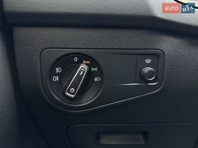 Внедорожник / Кроссовер Volkswagen Tiguan 2016 в Житомире