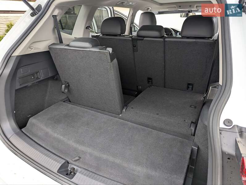 Внедорожник / Кроссовер Volkswagen Tiguan 2018 в Виннице