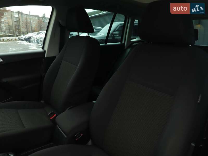 Внедорожник / Кроссовер Volkswagen Tiguan 2012 в Кременце
