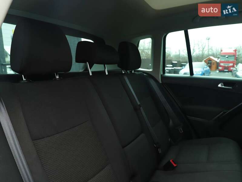 Внедорожник / Кроссовер Volkswagen Tiguan 2012 в Кременце