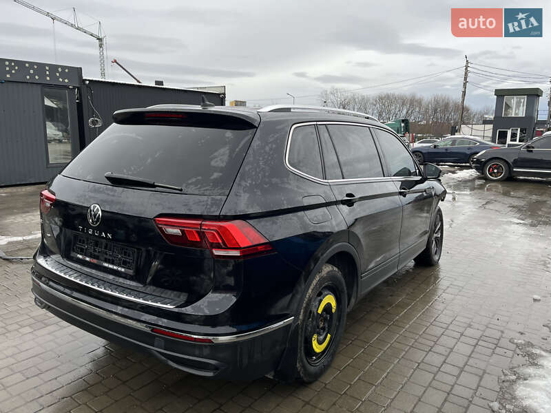 Внедорожник / Кроссовер Volkswagen Tiguan 2022 в Львове фото 4 Внедорожник / Кроссовер Volkswagen Tiguan 2022 в Львове