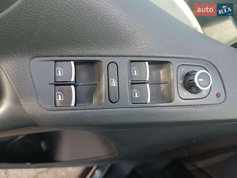 Внедорожник / Кроссовер Volkswagen Tiguan 2012 в Херсоне фото 14 Внедорожник / Кроссовер Volkswagen Tiguan 2012 в Херсоне