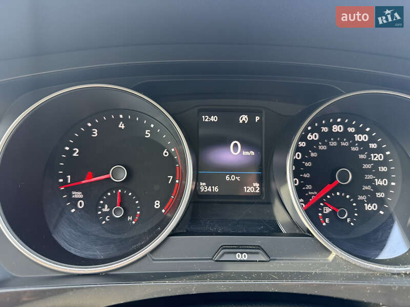 Позашляховик / Кросовер Volkswagen Tiguan 2017 в Василькові