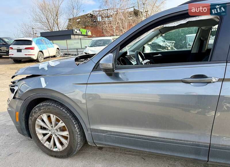 Внедорожник / Кроссовер Volkswagen Tiguan 2019 в Киеве