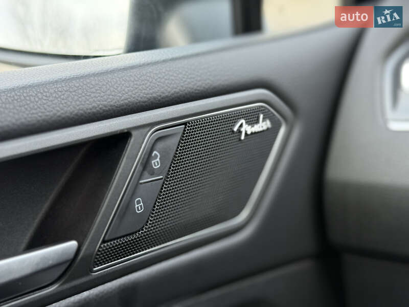 Внедорожник / Кроссовер Volkswagen Tiguan 2018 в Киеве