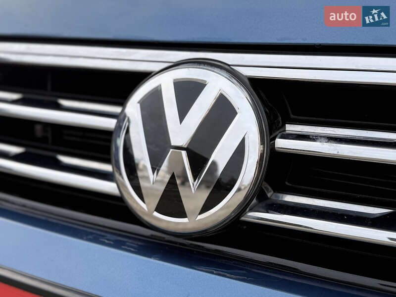 Внедорожник / Кроссовер Volkswagen Tiguan 2018 в Киеве